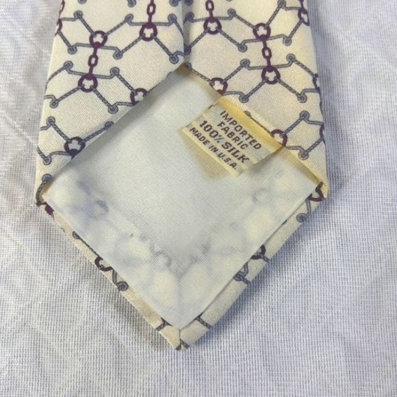 Yves Saint Laurent men's tie cream color base w/geometric burgundy gray - Picture 5 of 5